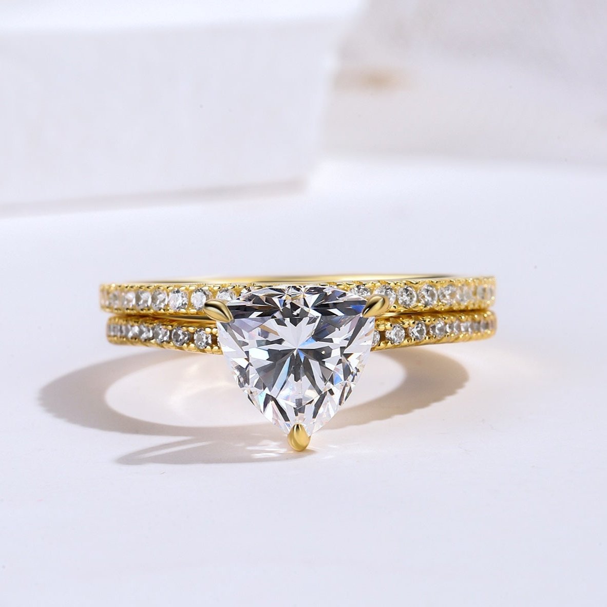 The Shynova - Wedding Rings for Couples