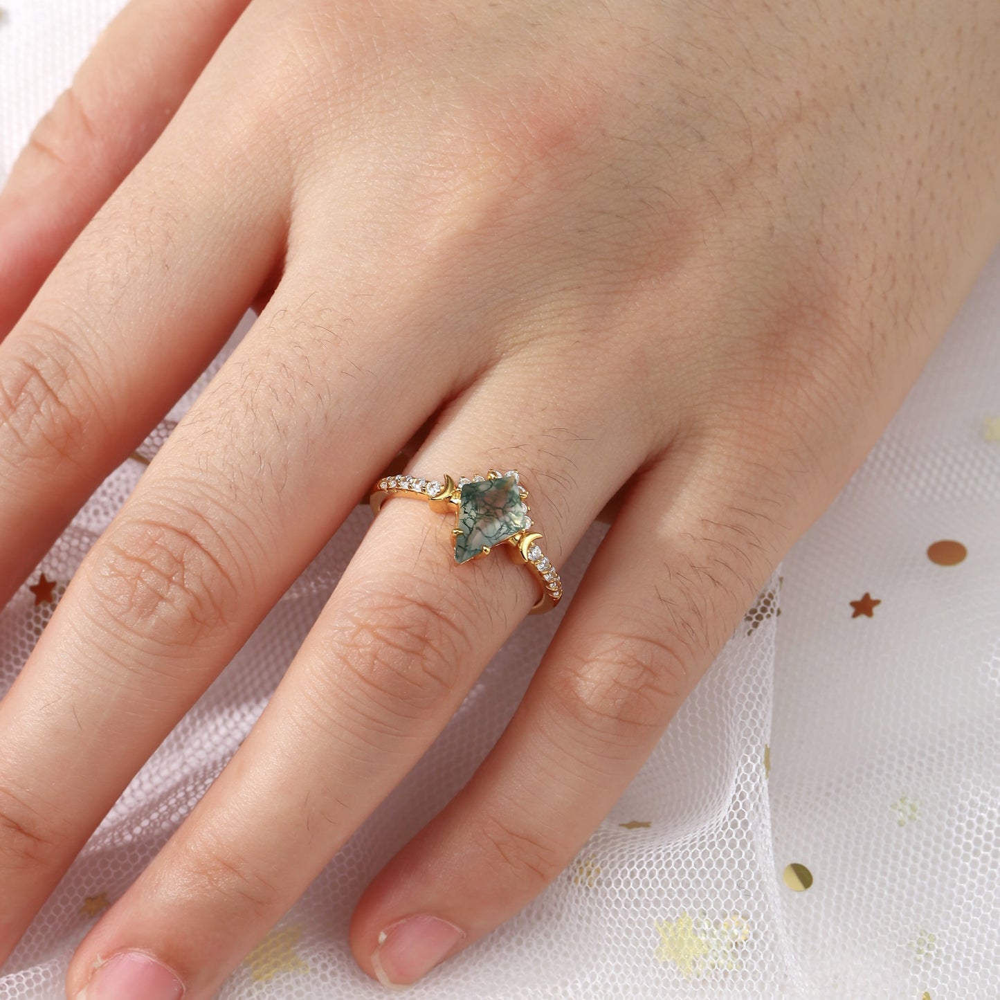 The Mossveil - Kite Cut Moss Agate Ring Set