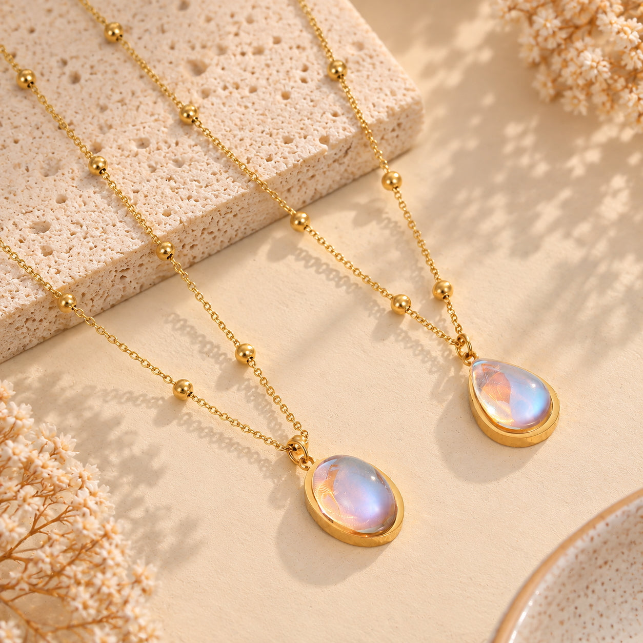 The Lucent - Moonstone Pendant Necklace Set