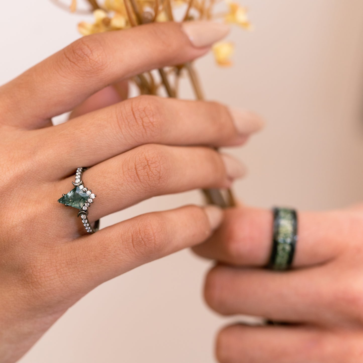 The Mossveil - Kite Cut Moss Agate Couple Ring Set