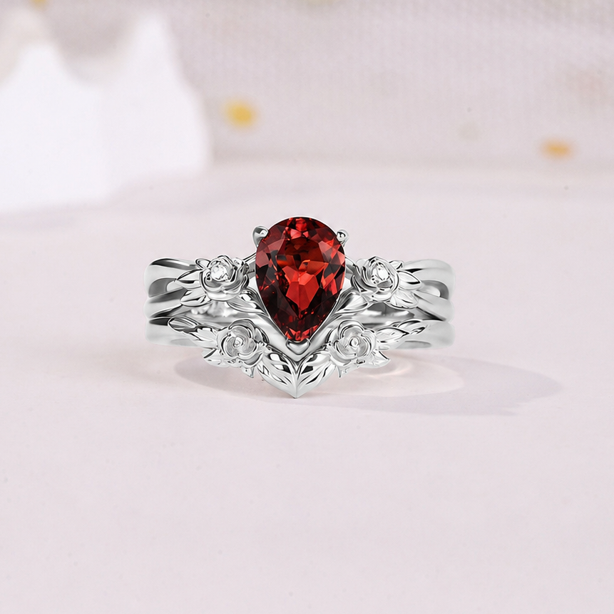 The Sangria - Natural Garnet Couple Rings