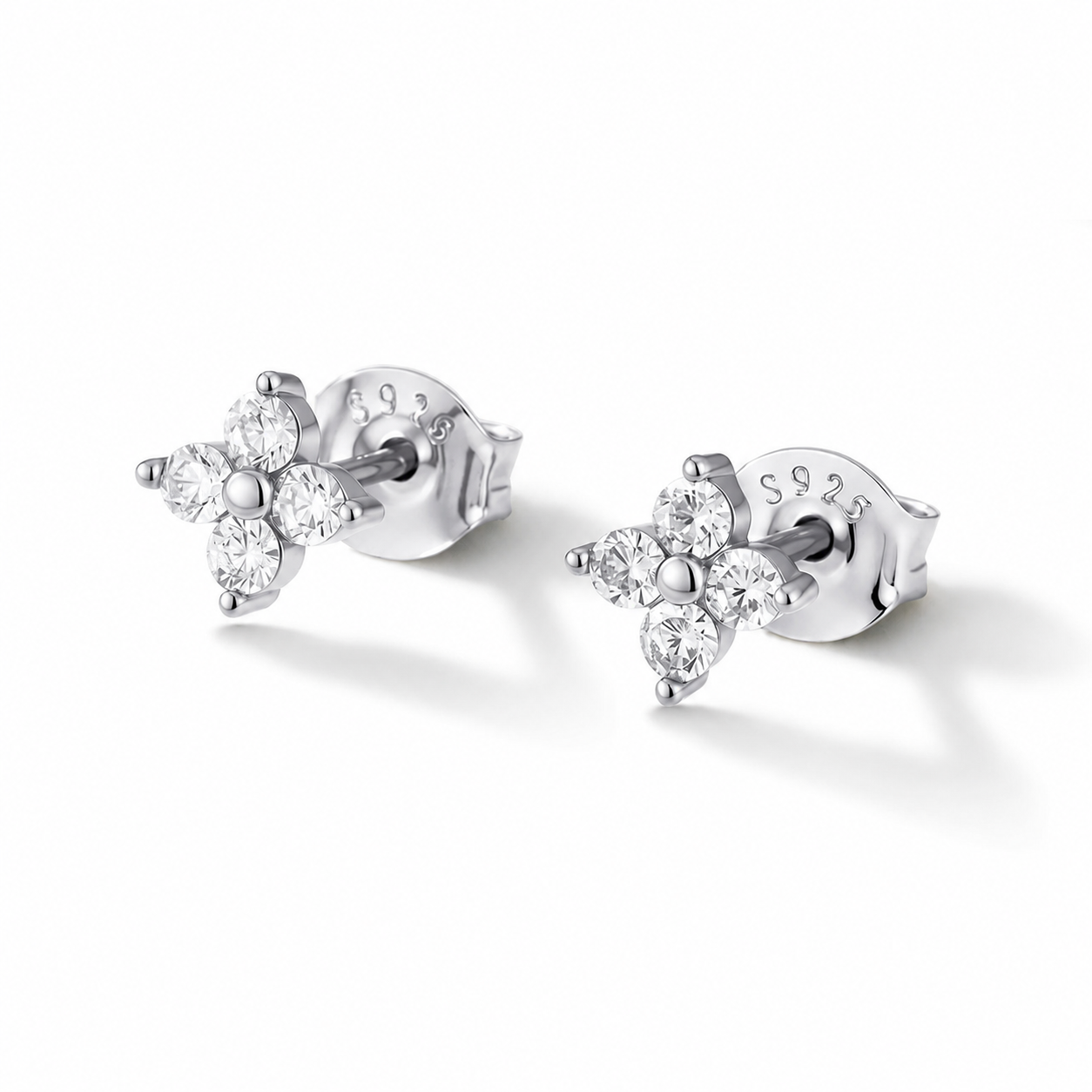 The Petalia - Four Leaf Clover Studs - 18k Gold
