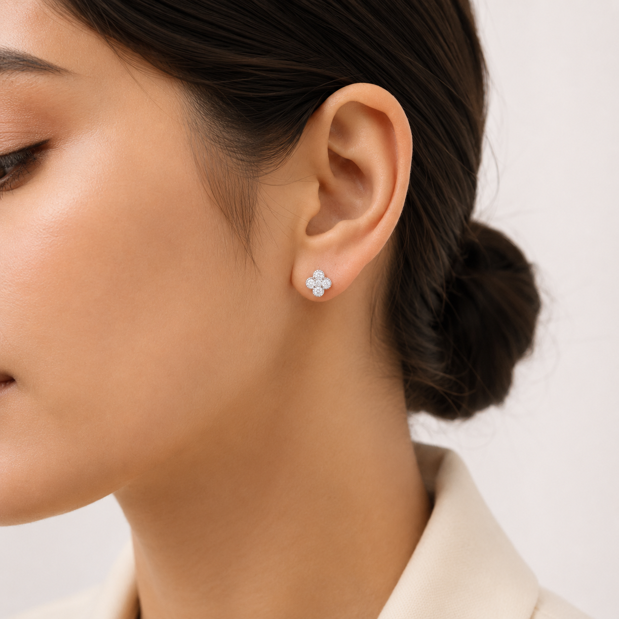 The Petalia - Clover Stud Earrings