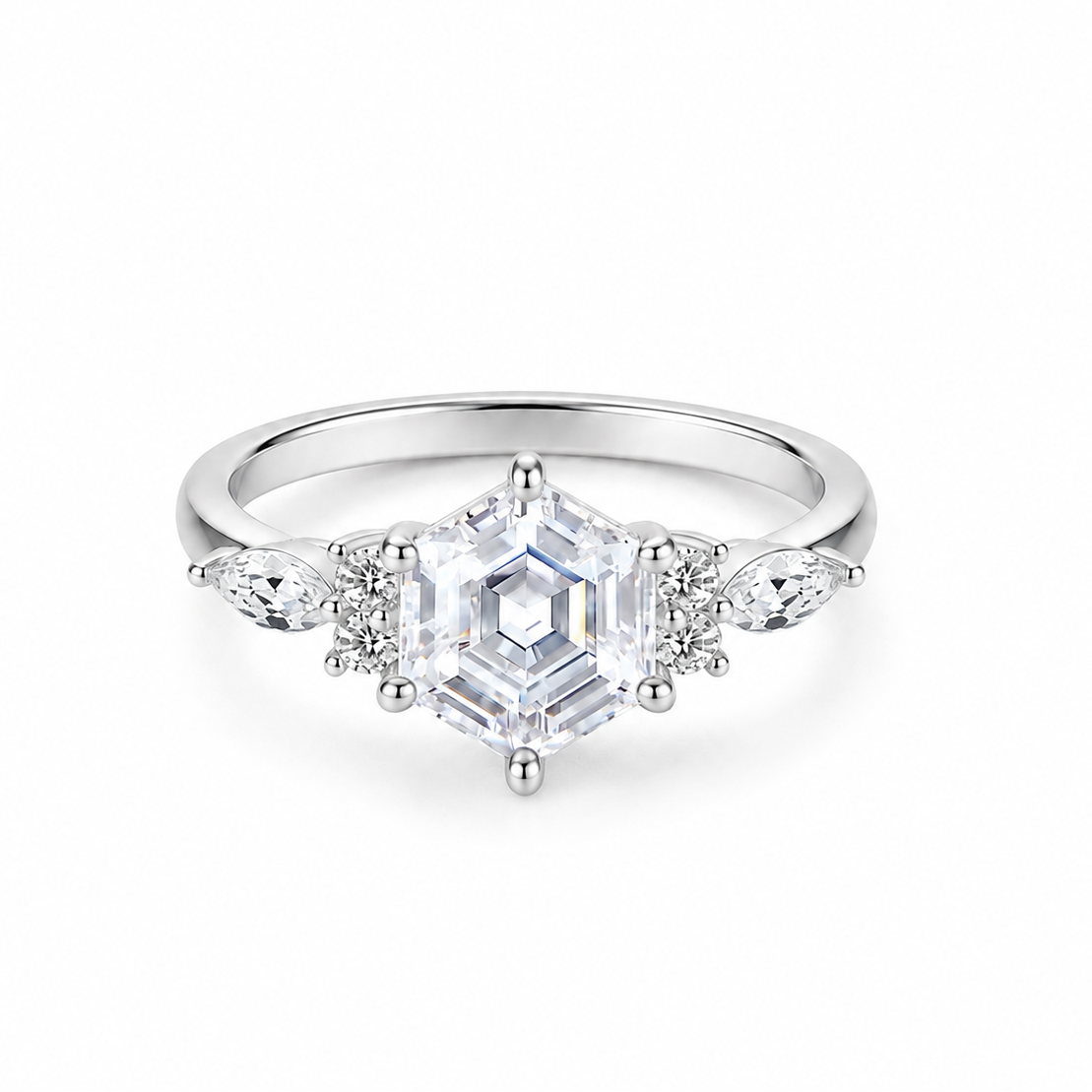 The Eversnow - Hexagon Cut Women Ring