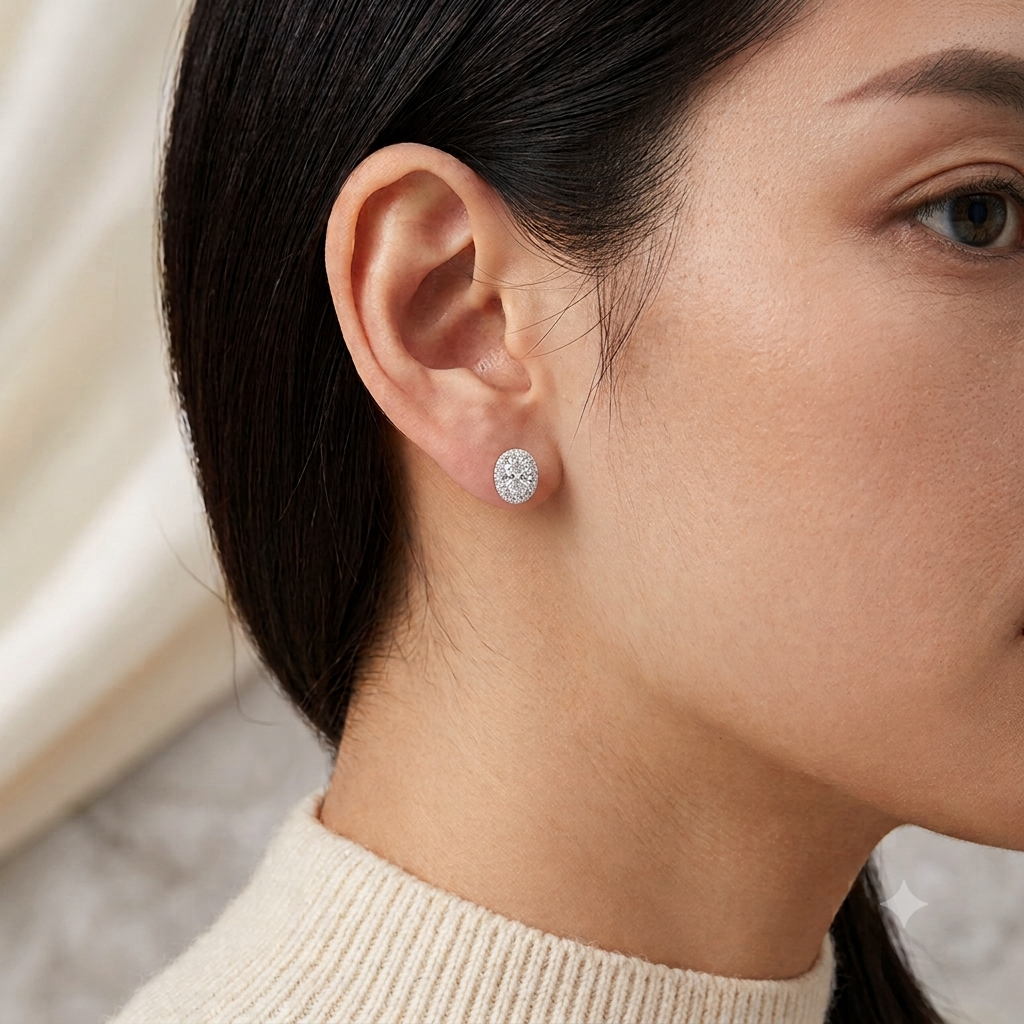 The Éclat - Halo Stud Earrings