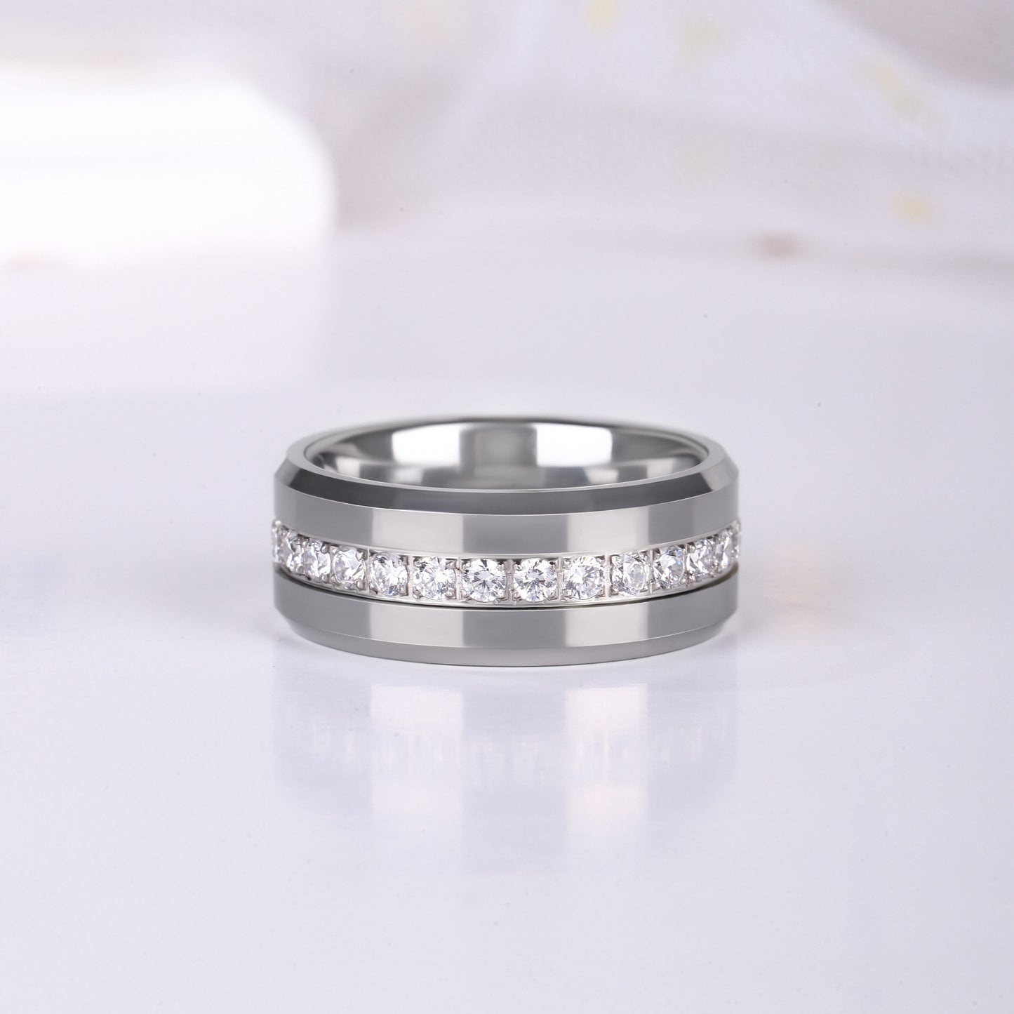 The Eluxe - Wedding Rings for Couples