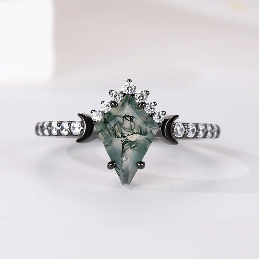 The Mossveil - Kite Cut Moss Agate Ring Set