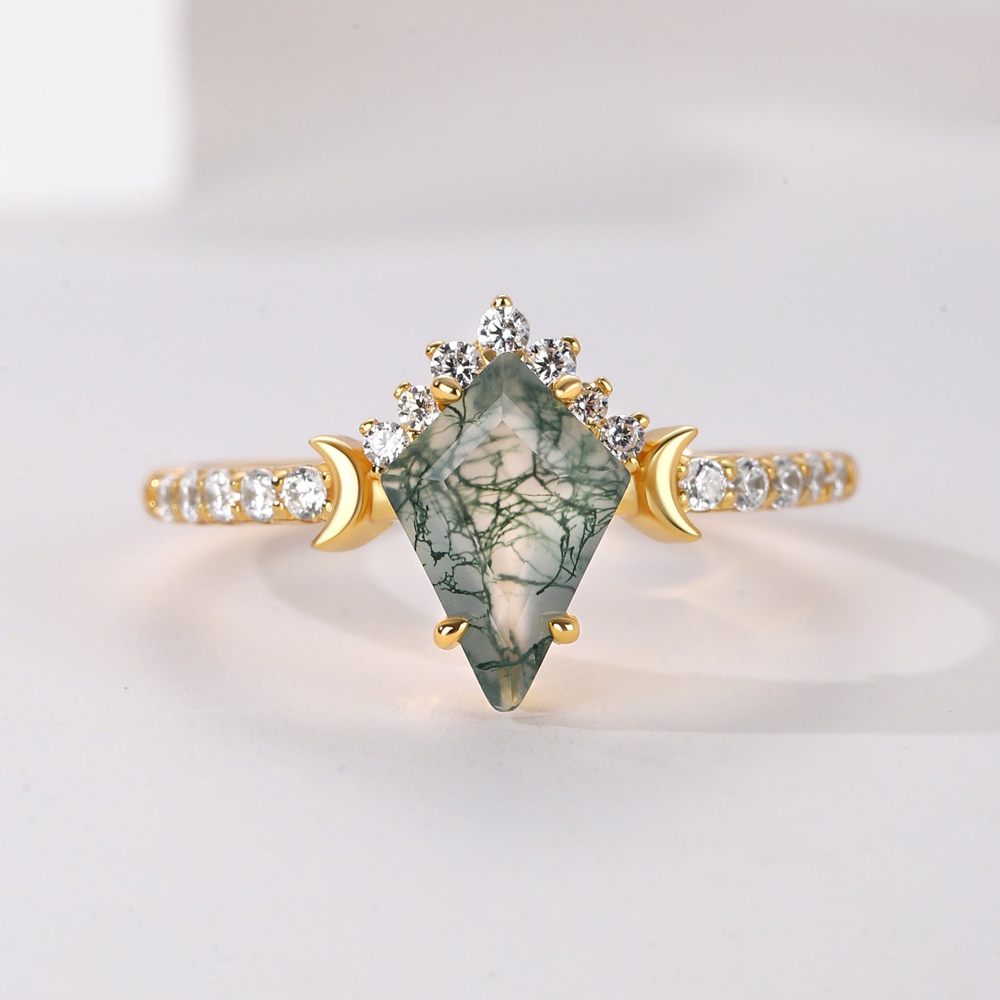 The Mossveil - Kite Cut Moss Agate Ring Set