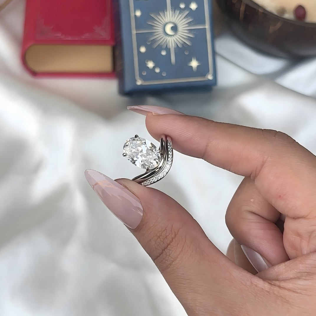 The Solira - Oval Cut Women Ring Set with 18k Gold Plated