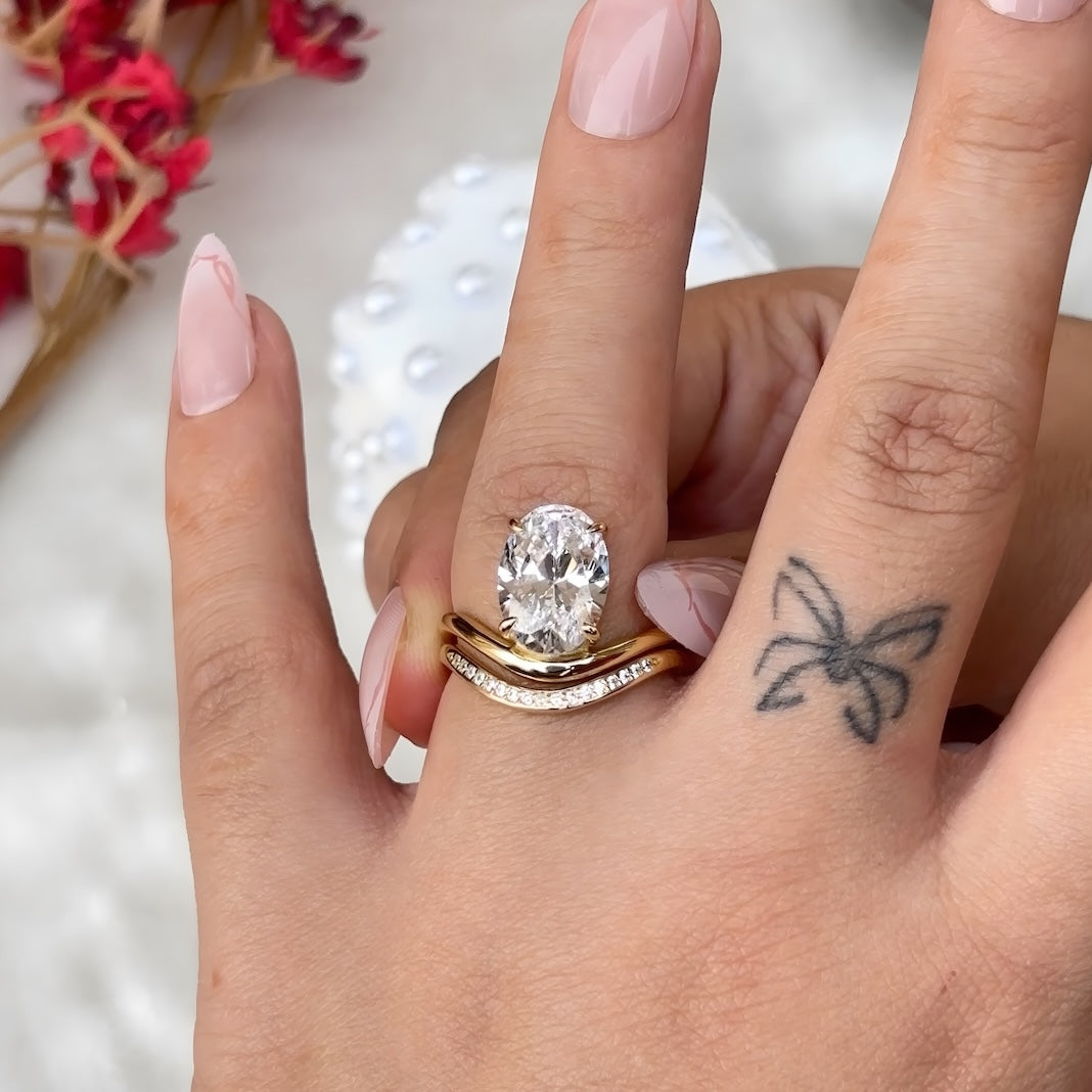 The Solira - Oval Cut Women Ring Set with 18k Gold Plated