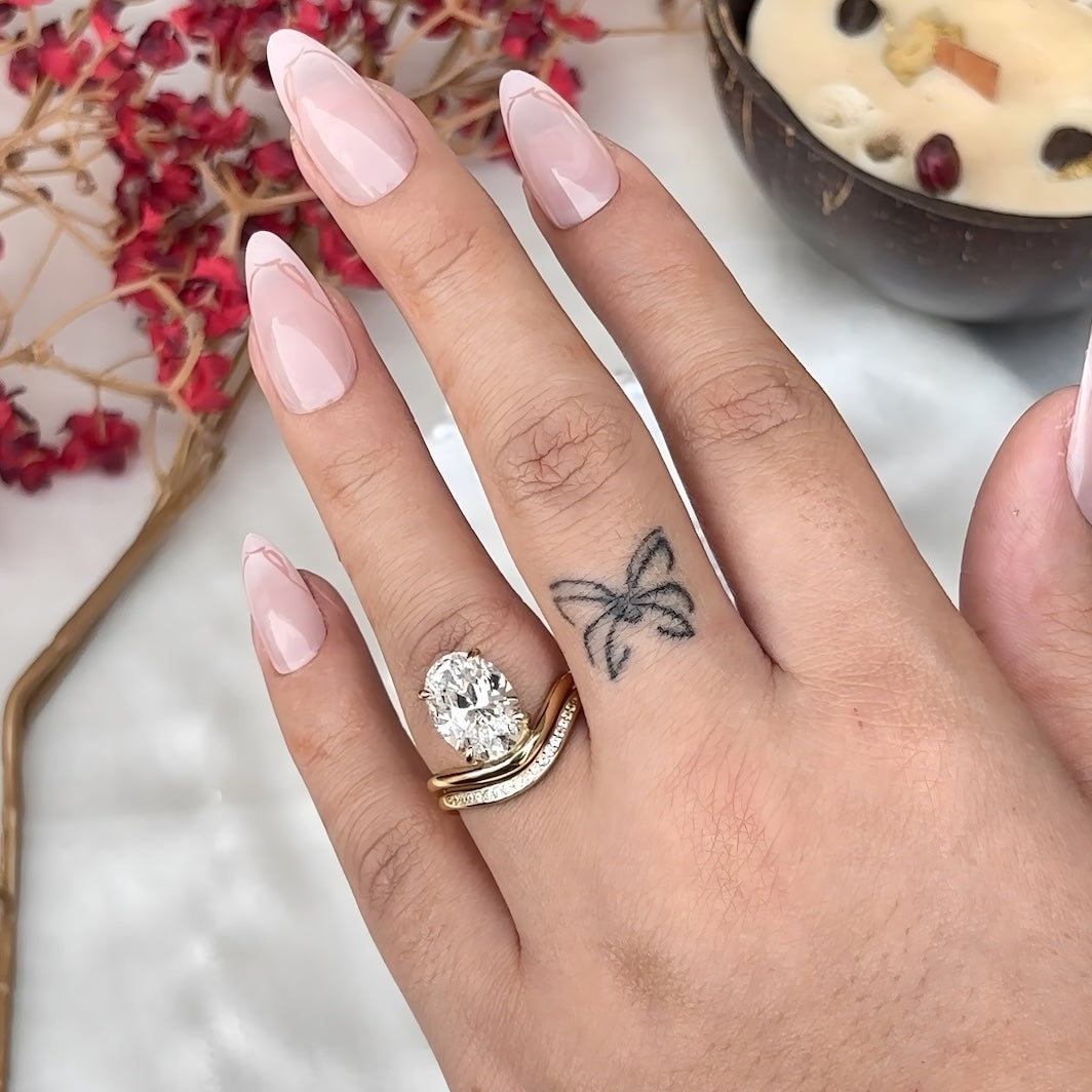 The Solira - Oval Cut Women Ring Set with 18k Gold Plated