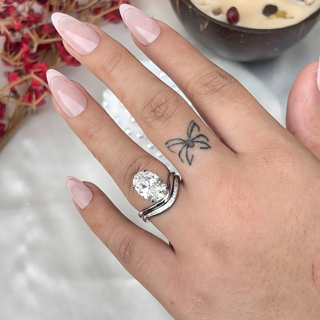 The Solira - Oval Cut Women Ring Set with 18k Gold Plated