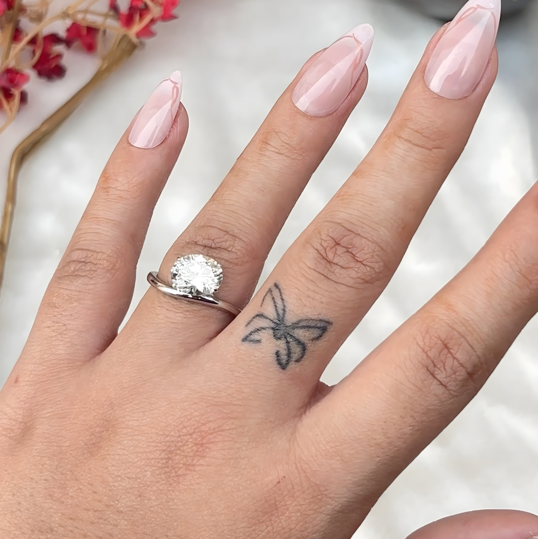 The Dazzora - 1.5 Ct. Oval Cut 925 Silver Women Ring