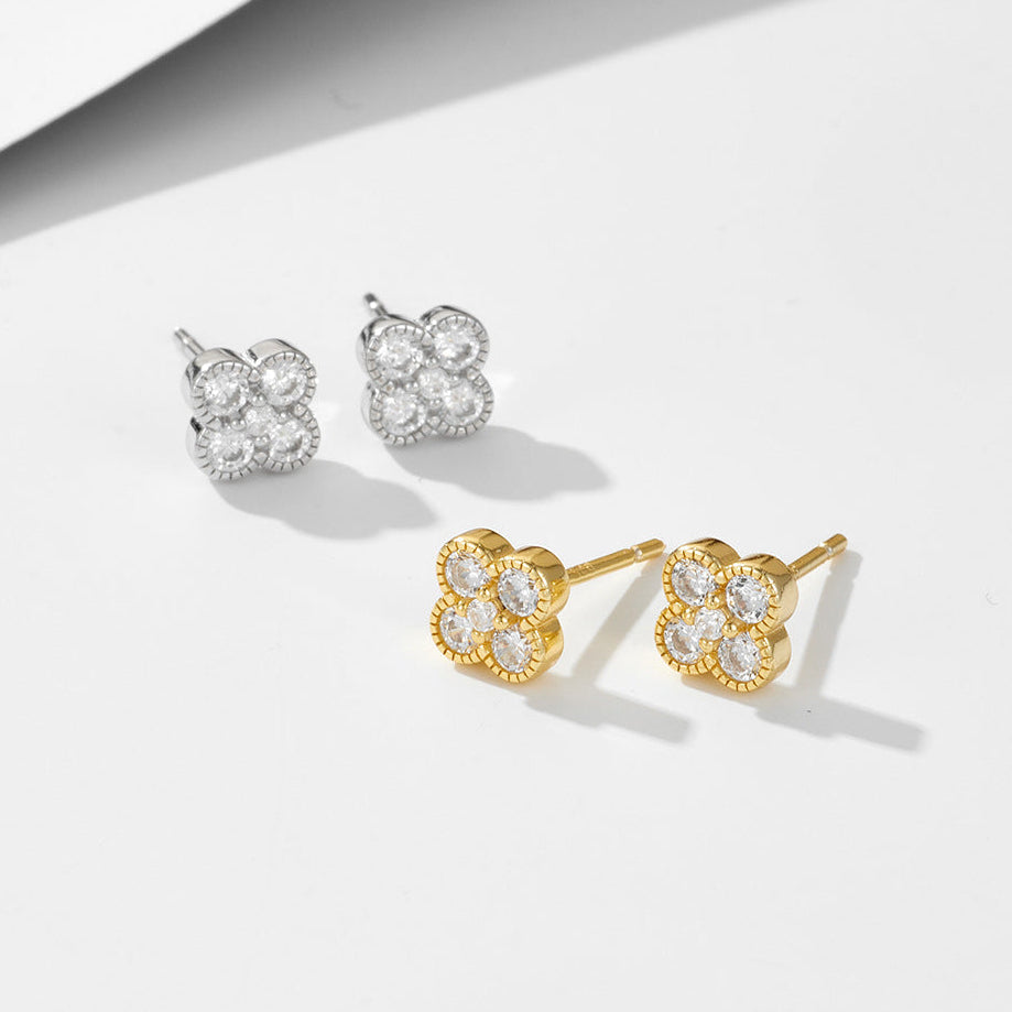 The Petalia - Clover Stud Earrings