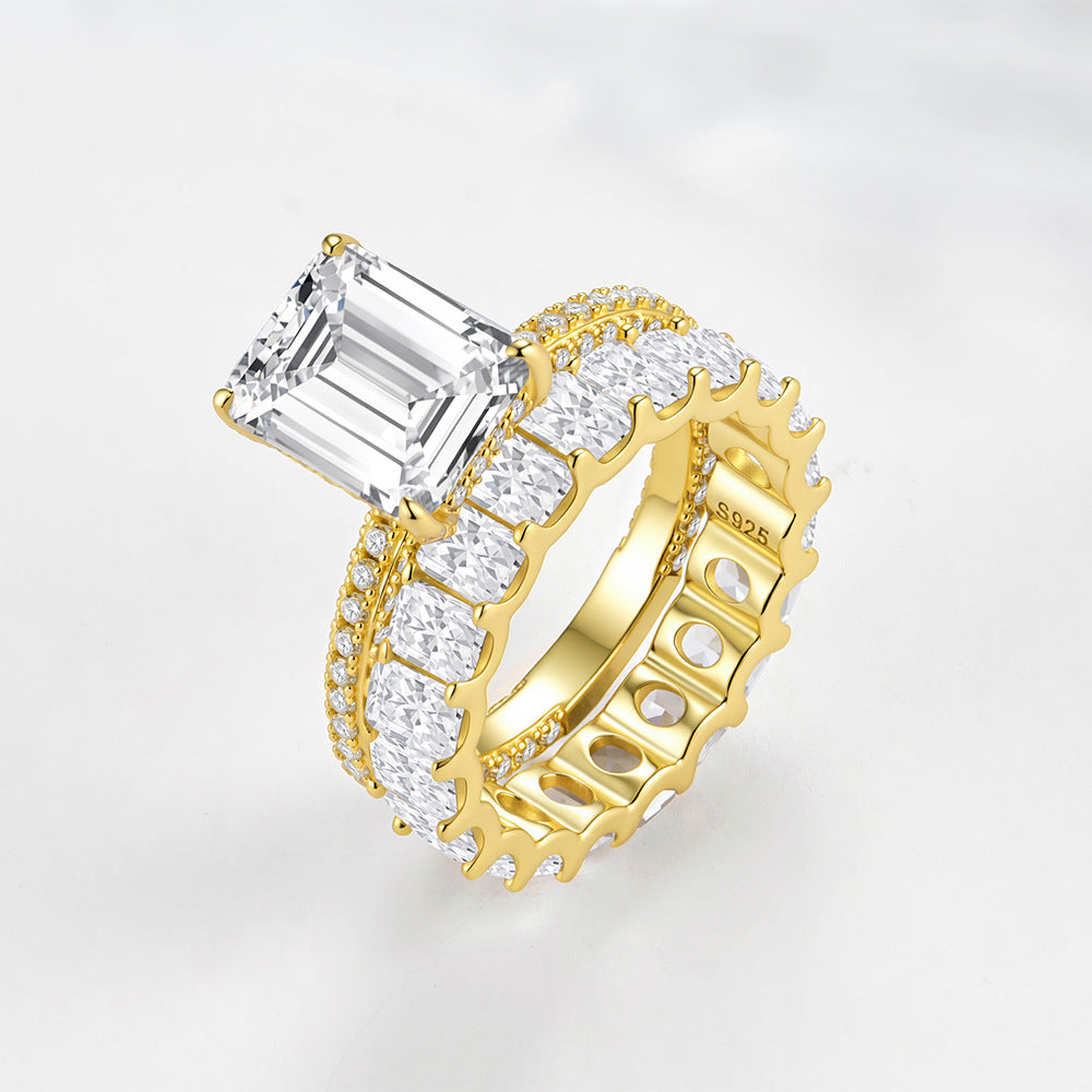 The Imperia - Women Wedding Ring Set