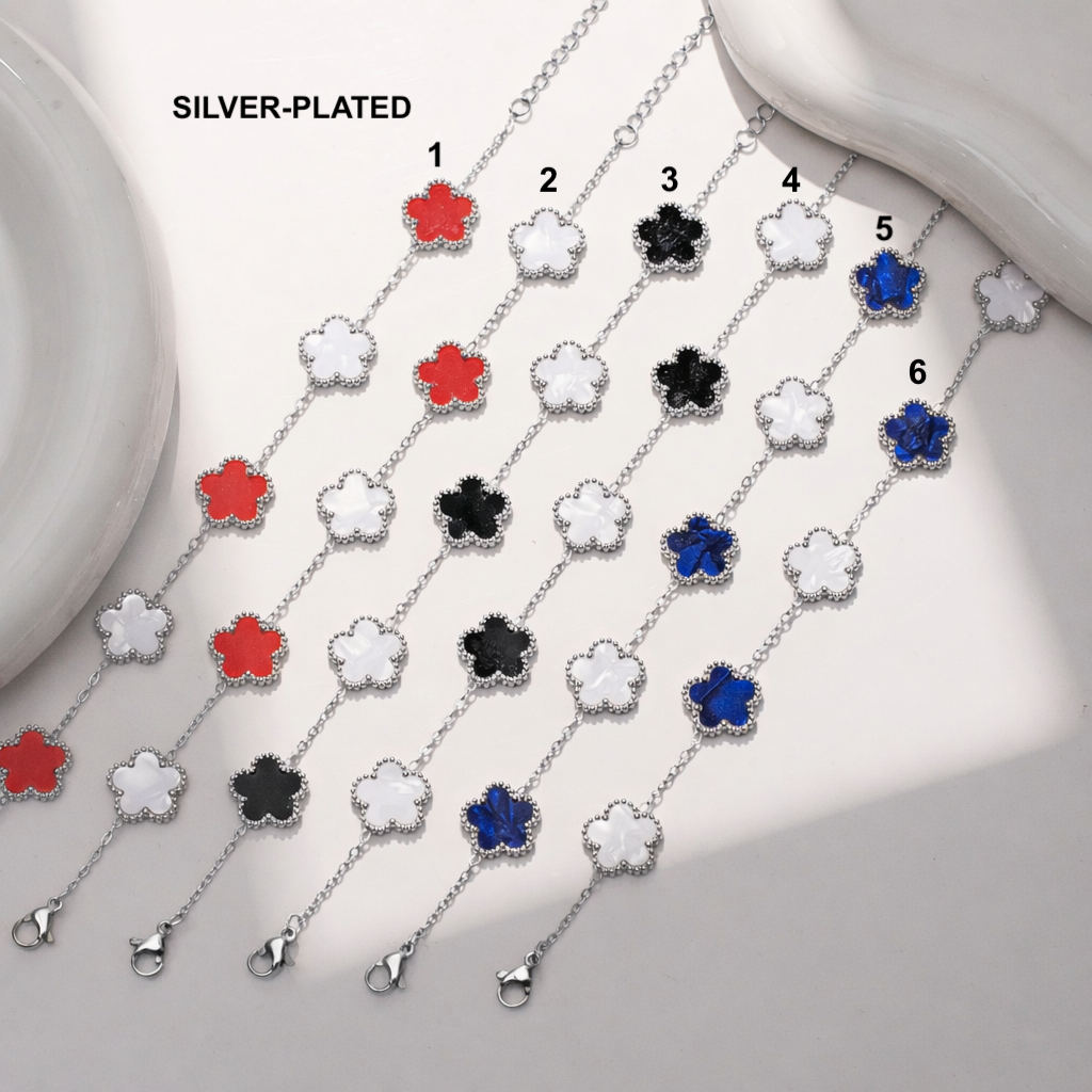 Good Luck Five-Leaf Clover Bracelet