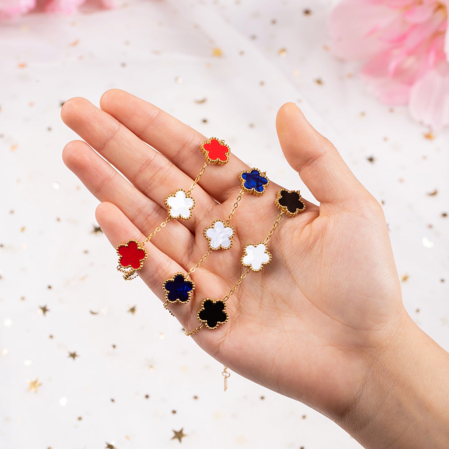 Good Luck Five-Leaf Clover Bracelet