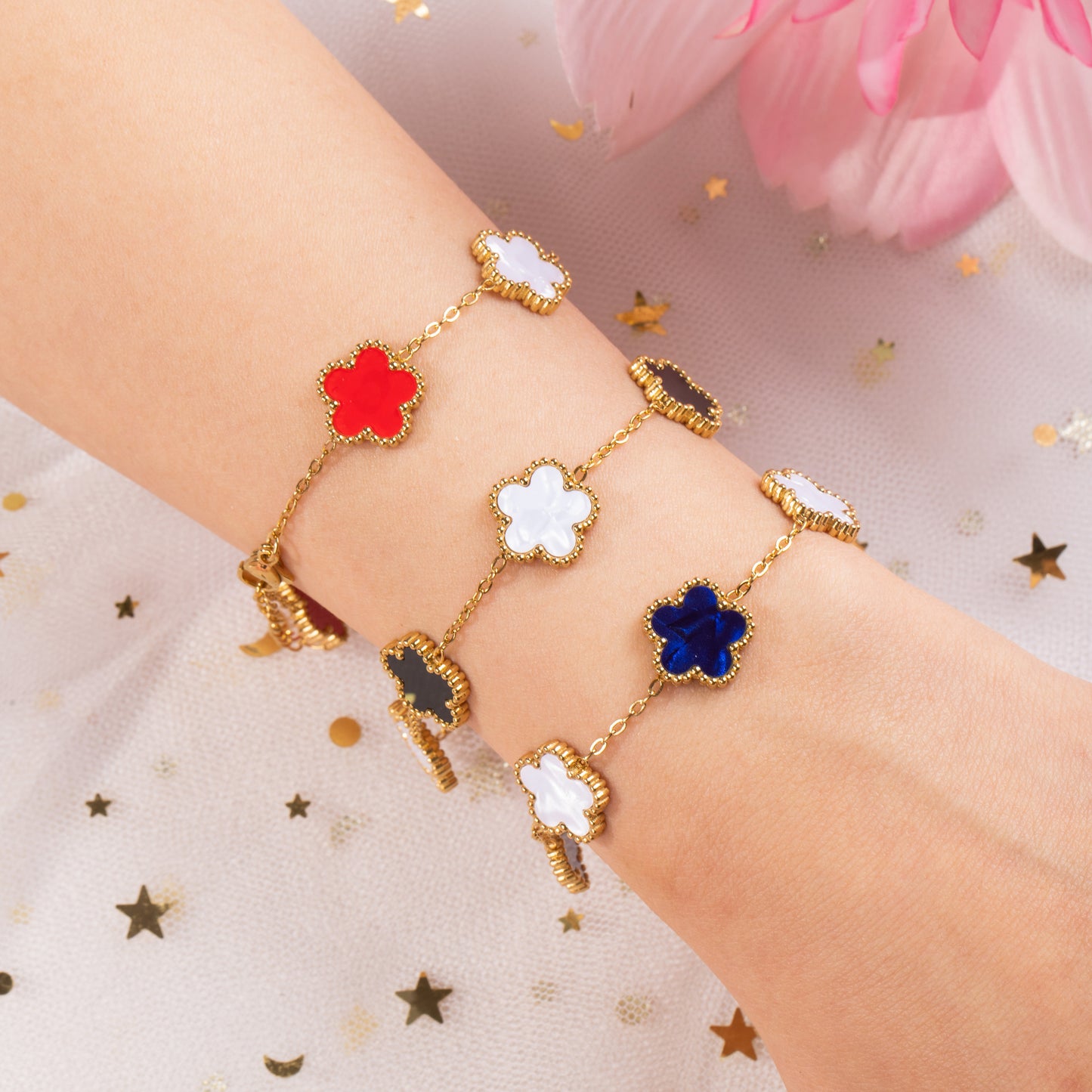 Good Luck Five-Leaf Clover Bracelet