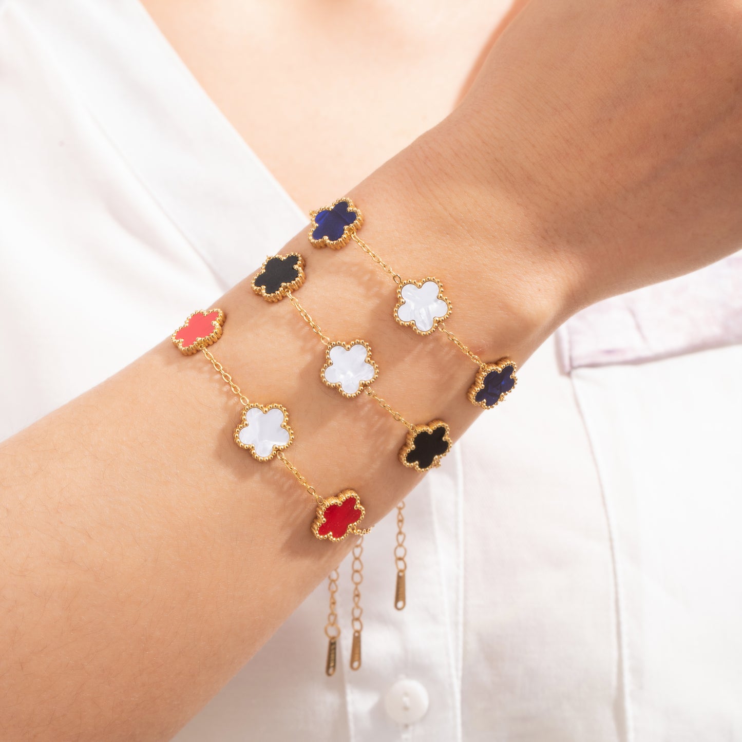 Good Luck Five-Leaf Clover Bracelet