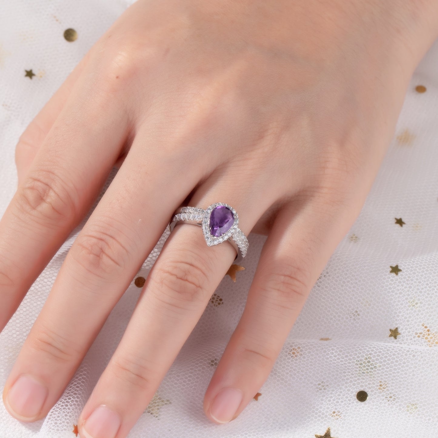 The Viara - Natural Amethyst Couple Ring Set