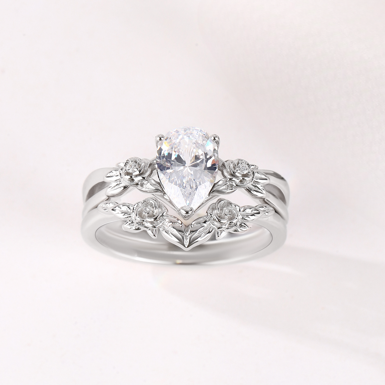 The Belora - Wedding Ring Set