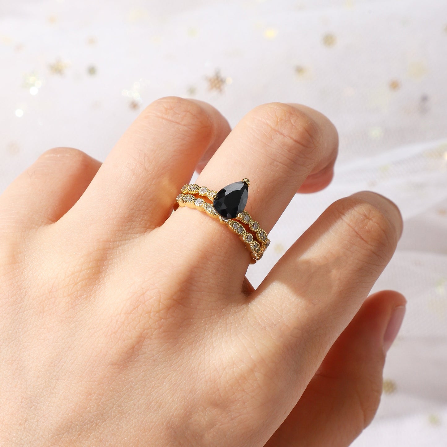 The Noctis - Promise Rings for Couples