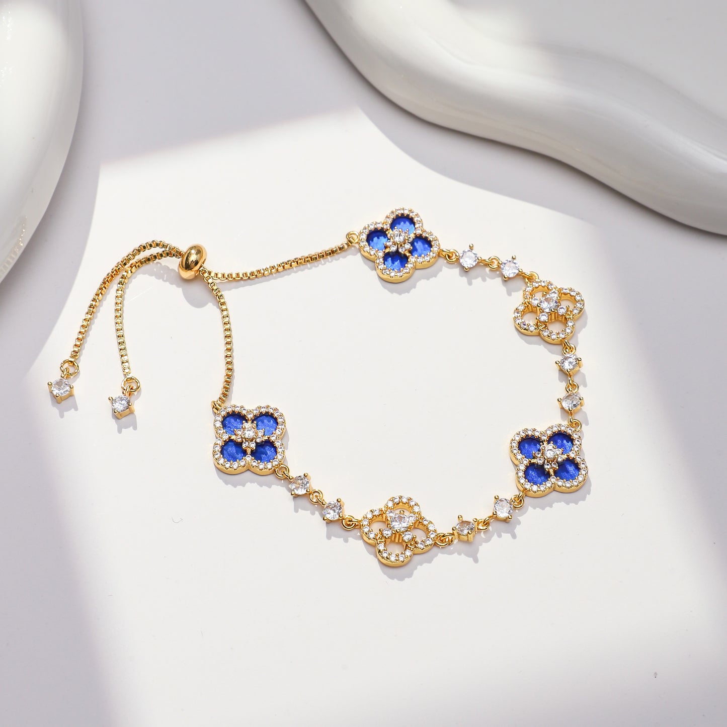 Elegant Clover Bracelet for Women