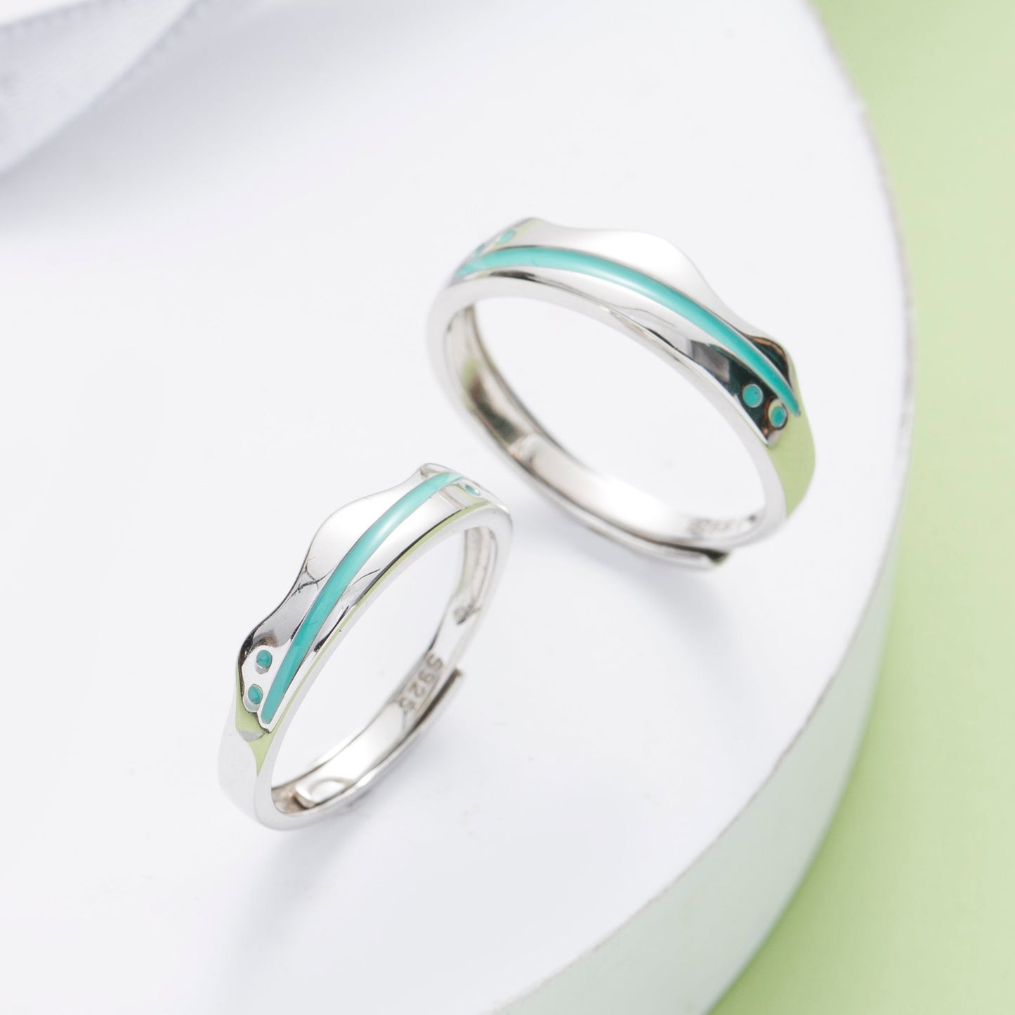 Sea Waves Silver Couple Rings